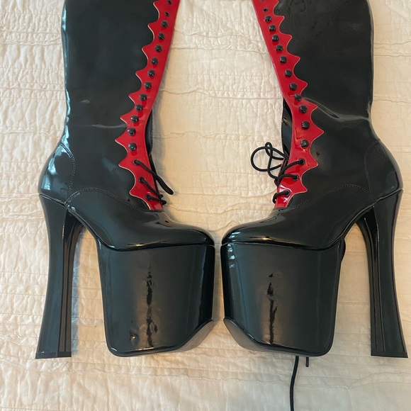 New old stock Pleaser dancer, stripper boots - Picture 2 of 8